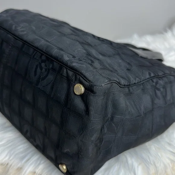 100% Authentic Pre-owned Chanel Nylon Black Tote Bag, 13.5x10x6 - Picture 9 of 16